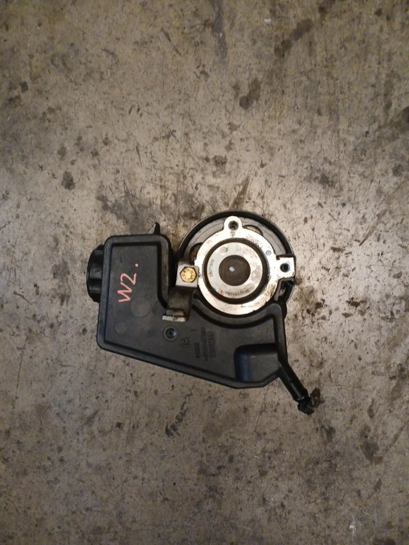 Bomba Direccion Citroen Picasso HDI | Ref. 9631914280 - Imagen 2