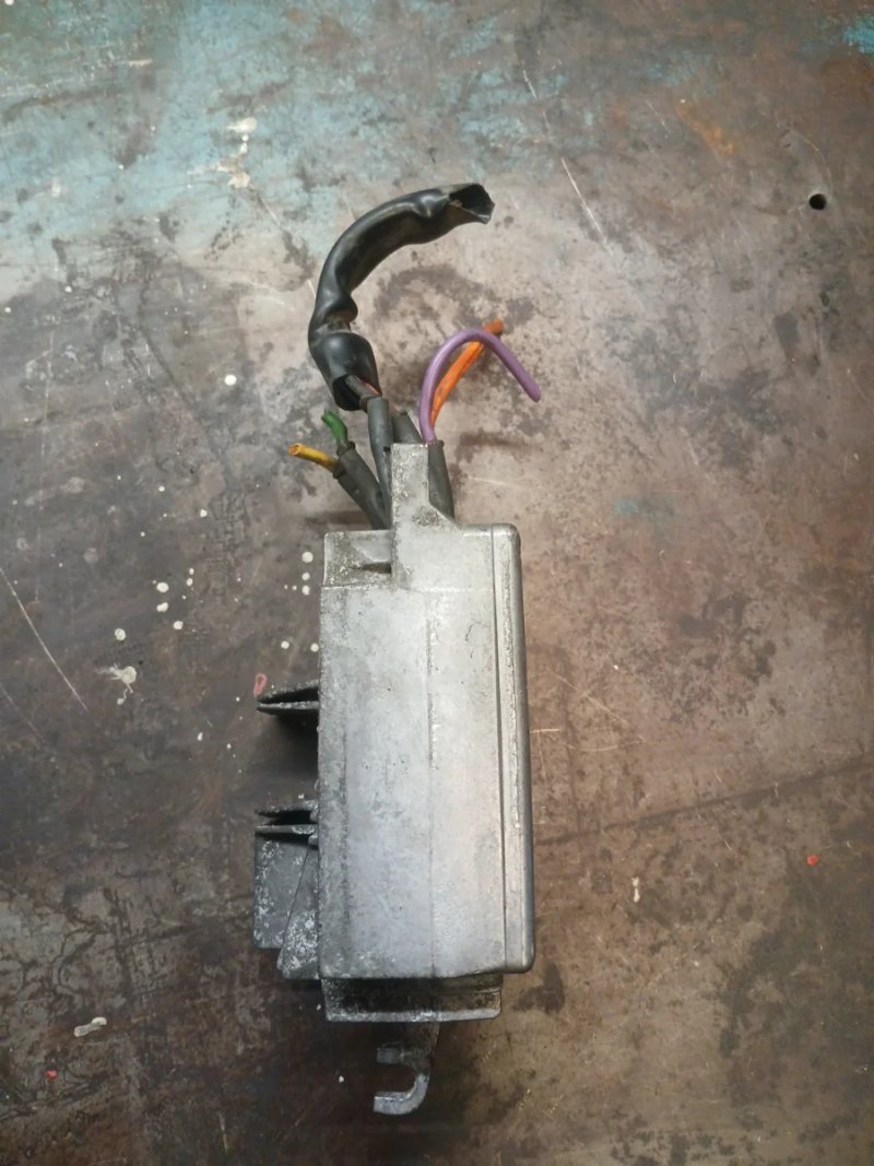 Controlador Ventilador Seat Exeo 2.0 TDI 8E959501 - Imagen 2