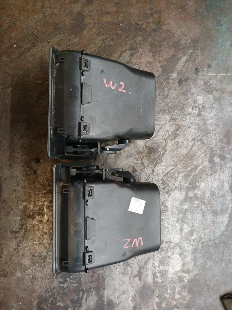 Rejilla ventilación Fiat Scudo | Ref. 9634499077 - Imagen 3