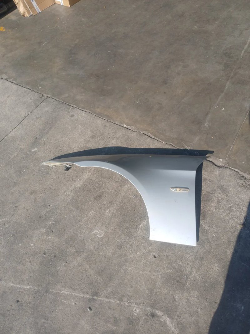 Aleta Delantera Izquierda BMW E90 - Imagen 2
