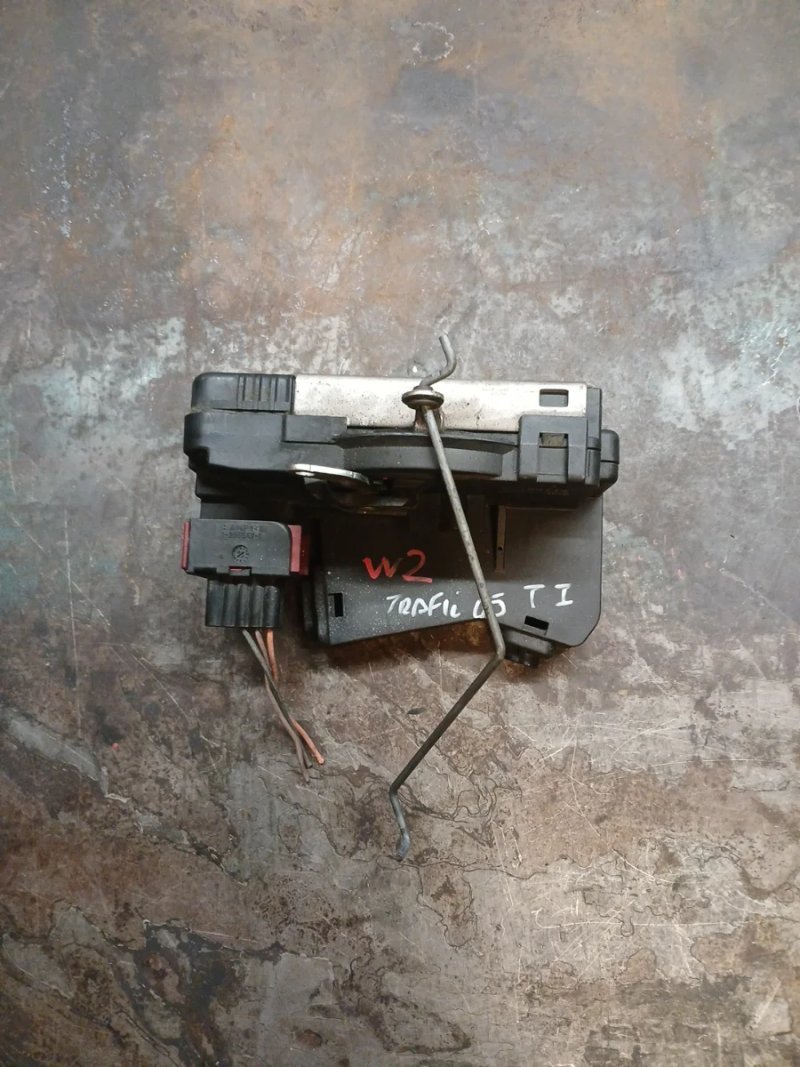 Cerradura Maletero Portón Renault Trafic | Ref. 91166224