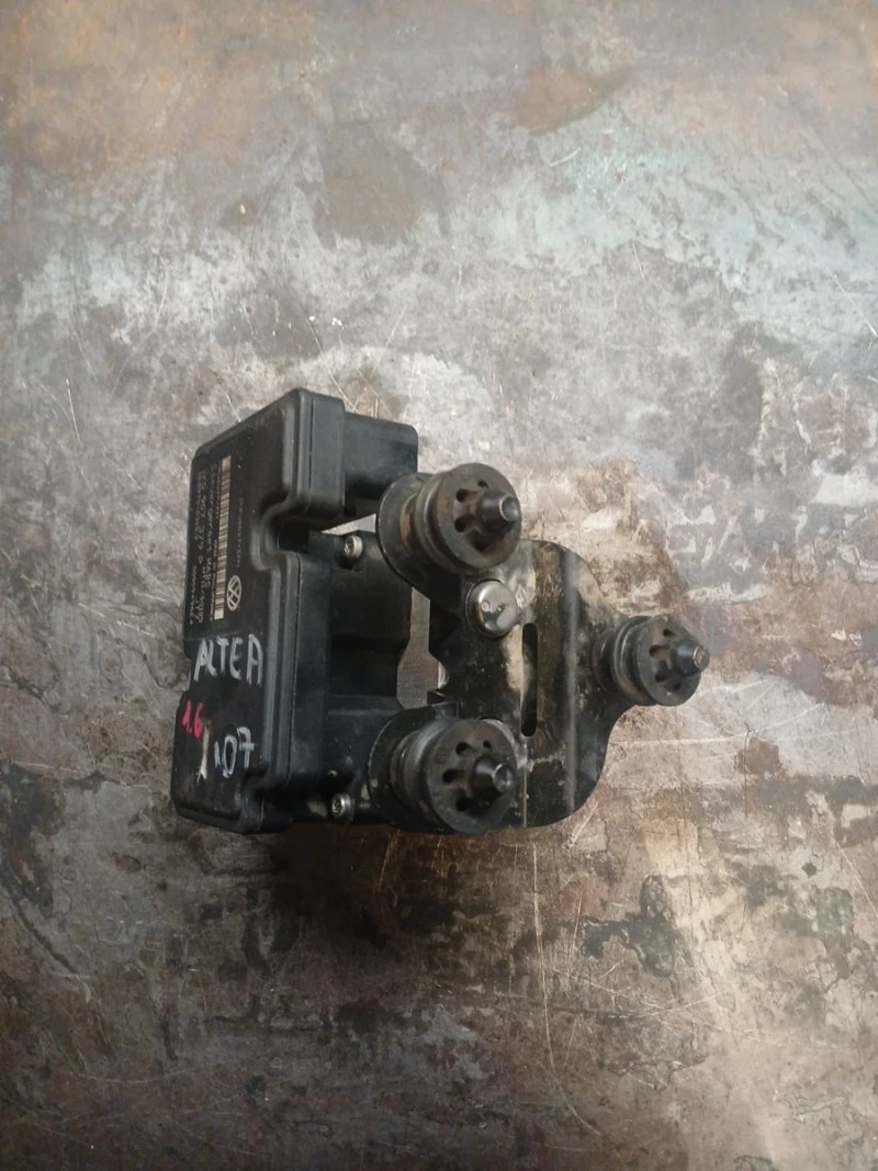 Centralita ABS Seat Altea 1.6 2006 - Imagen 4
