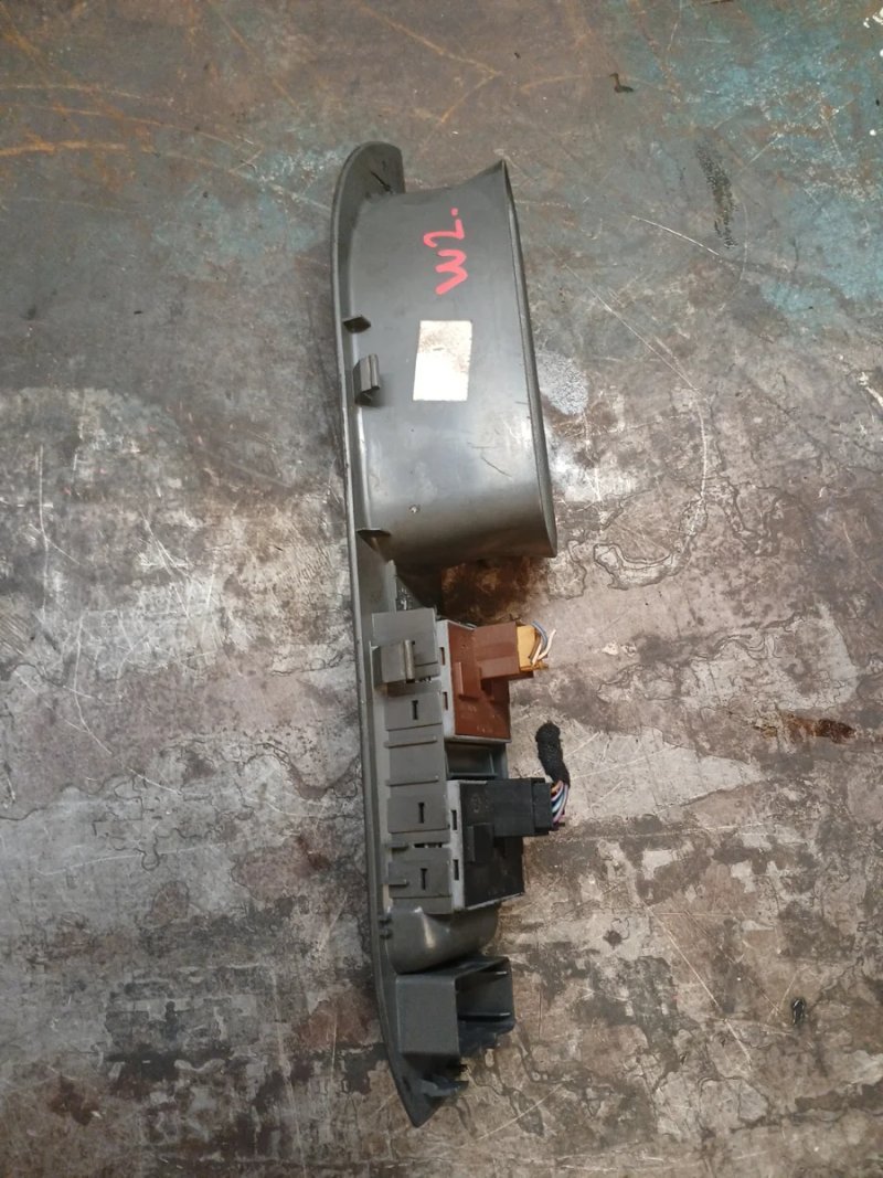 Mando elevalunas Seat Ibiza III 04 - Imagen 4