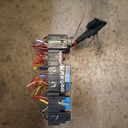 Caja Fusibles Renault Kangoo 1.3 G | Ref. 63570069
