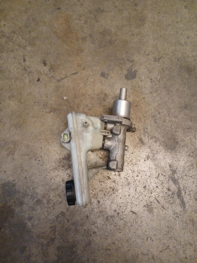 Bomba de freno Renault Trafic 2004 | Ref. 32067008