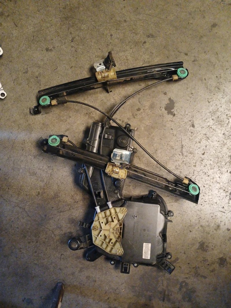 Motor Elevalunas Delantero Derecho Seat Altea | Ref. 1T0959702G - Imagen 3