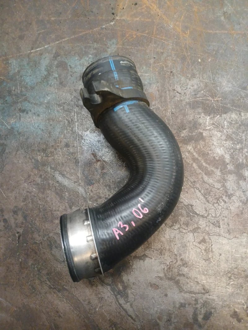 Tubo Intercooler Audi A3 Skoda 2006 | Ref. 1j01458385 - Imagen 2
