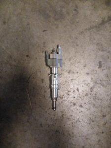 Inyector BMW E61 2.0 2007