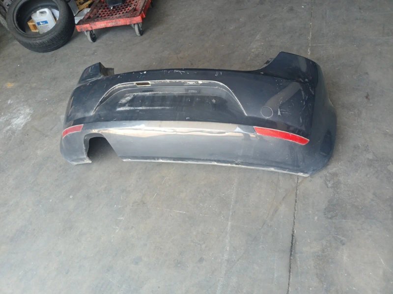 Paragolpes Trasero Seat Leon 2 Gris - Imagen 3