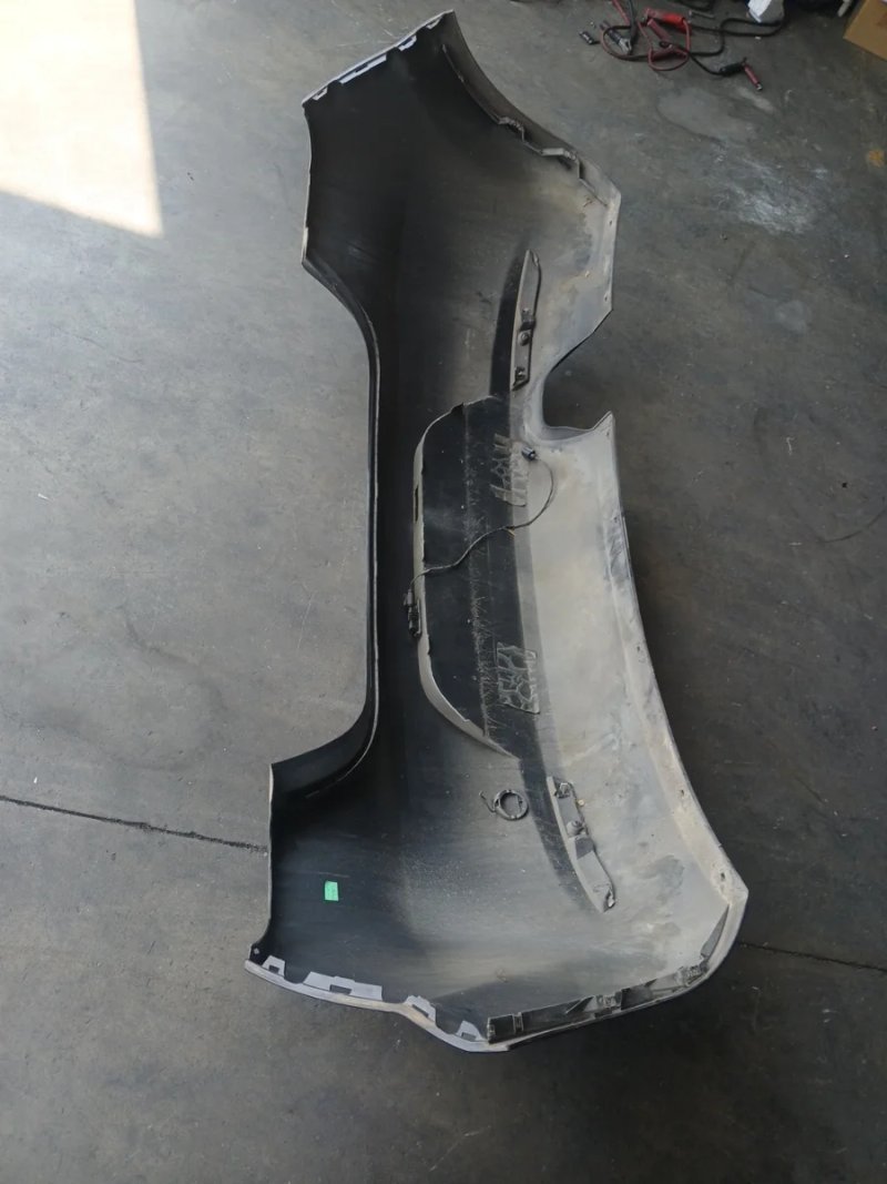 Paragolpes Trasero Seat Leon 2 Gris - Imagen 5