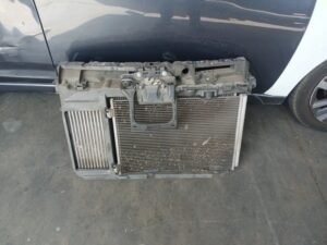 Soporte Radiadores Peugeot 2008 Completo | Ref. 9823718480