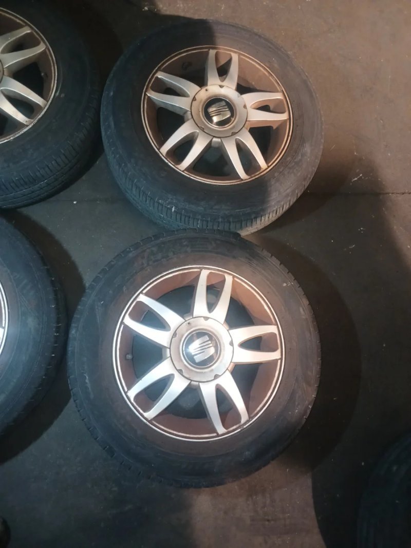 Llantas SEAT MK1 con Neumático 195/65/15 91V - Imagen 3