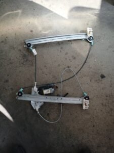 Elevalunas Delantero Derecho Megane 2 | Ref. 8200076022