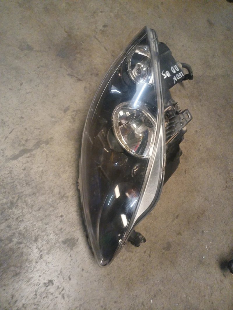 Faro derecho Seat Leon mk2 2005 - Imagen 6
