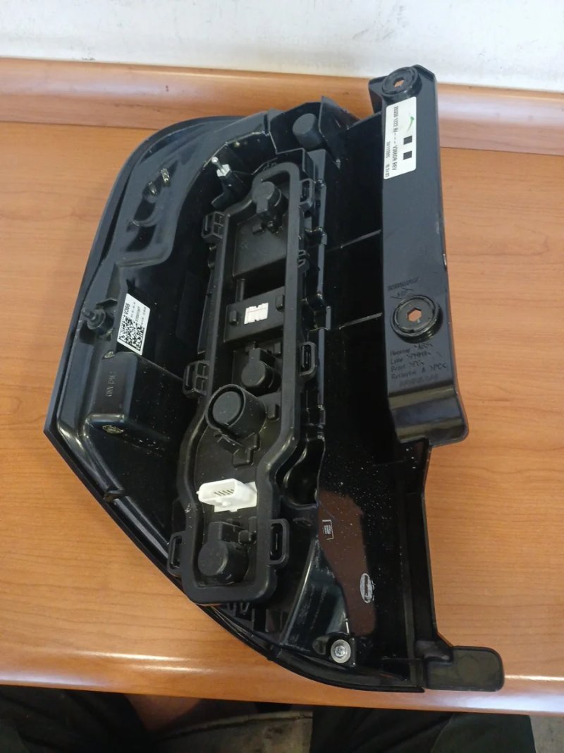 Piloto Trasero Derecho Nissan Towstar 2025 | Ref. 26550122 - Imagen 4