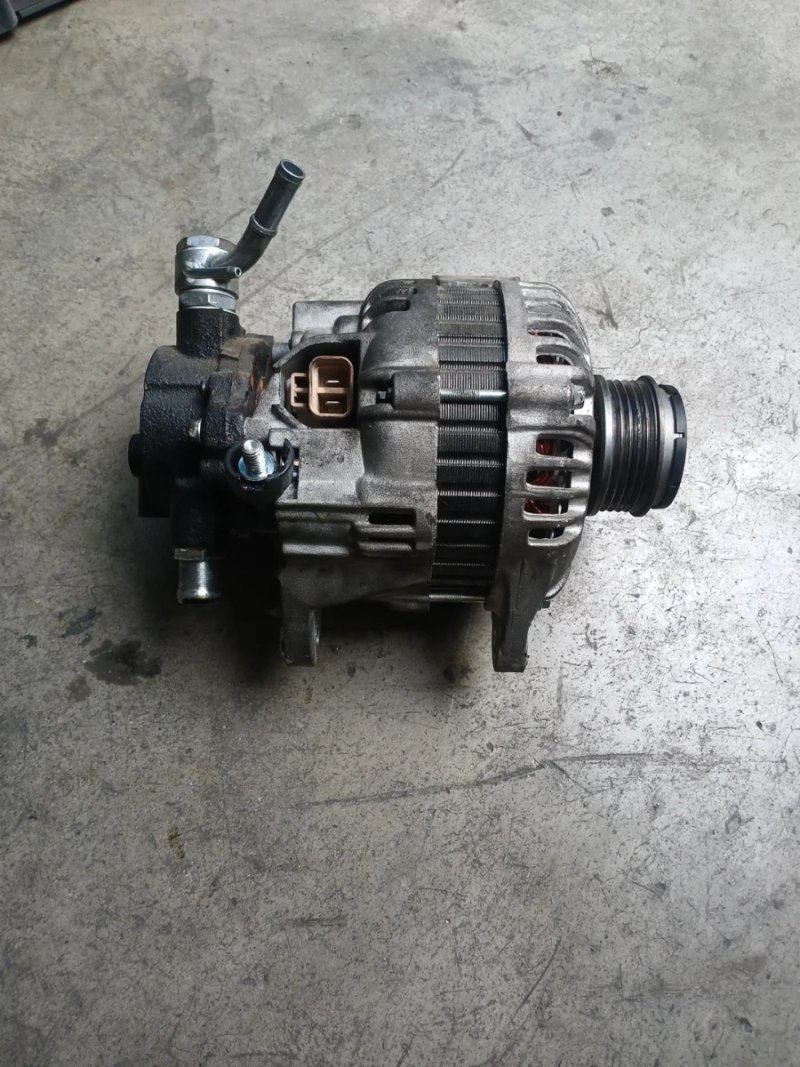 Alternador Kia Carnival 2.9 | Ref. 373004X900 - Imagen 4