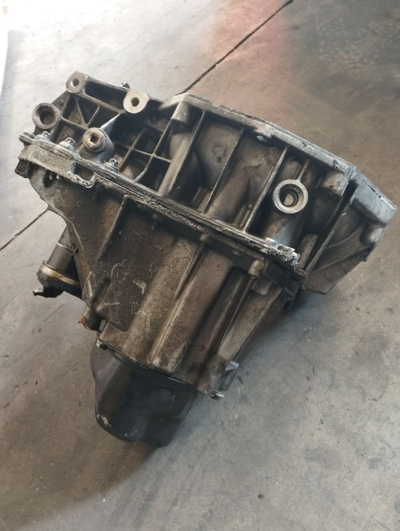 Caja de cambios VW polo tipo motor AEX - Imagen 3