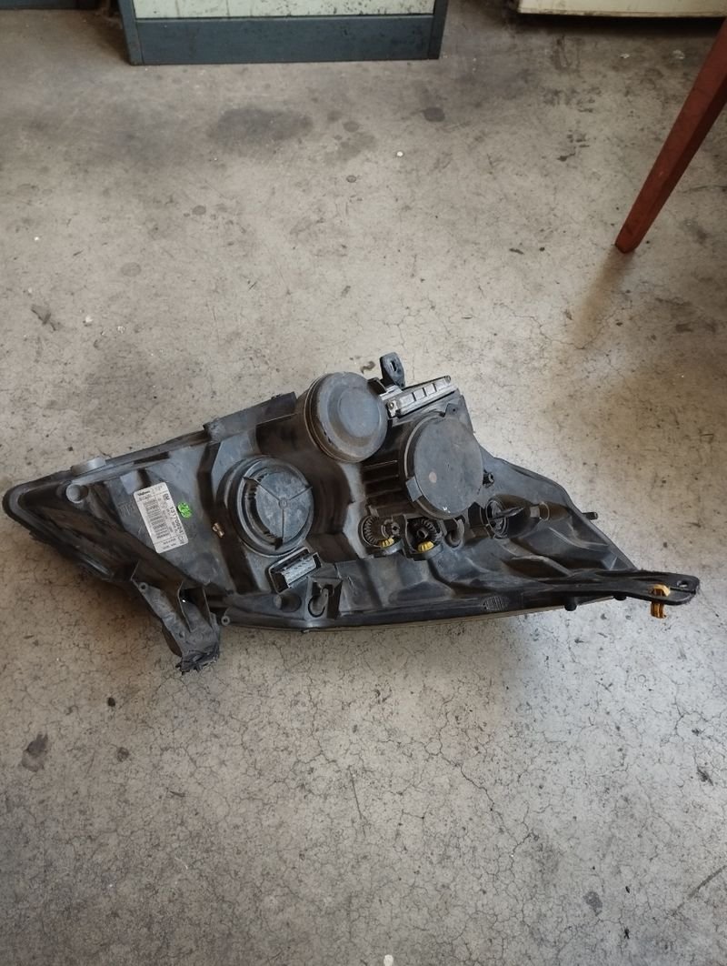 Faro delantero izquierda 2005 Opel Vectra, xenon | Ref. 1216121 - Imagen 3
