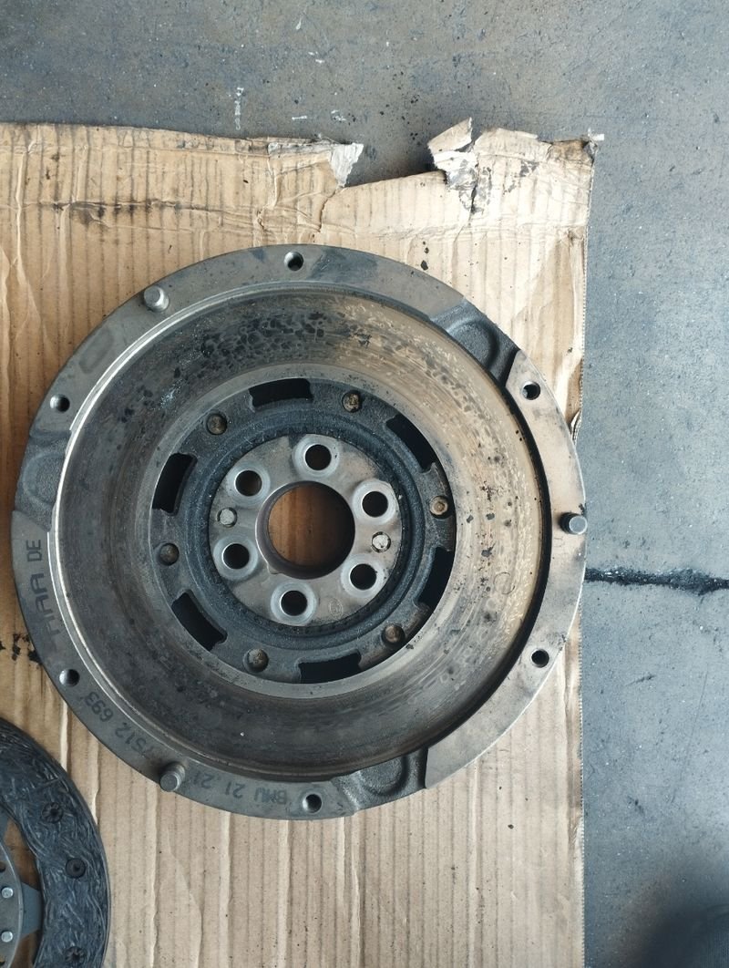 Bimasa y embrague completo BMW 316 gasolina 2002 - Imagen 2