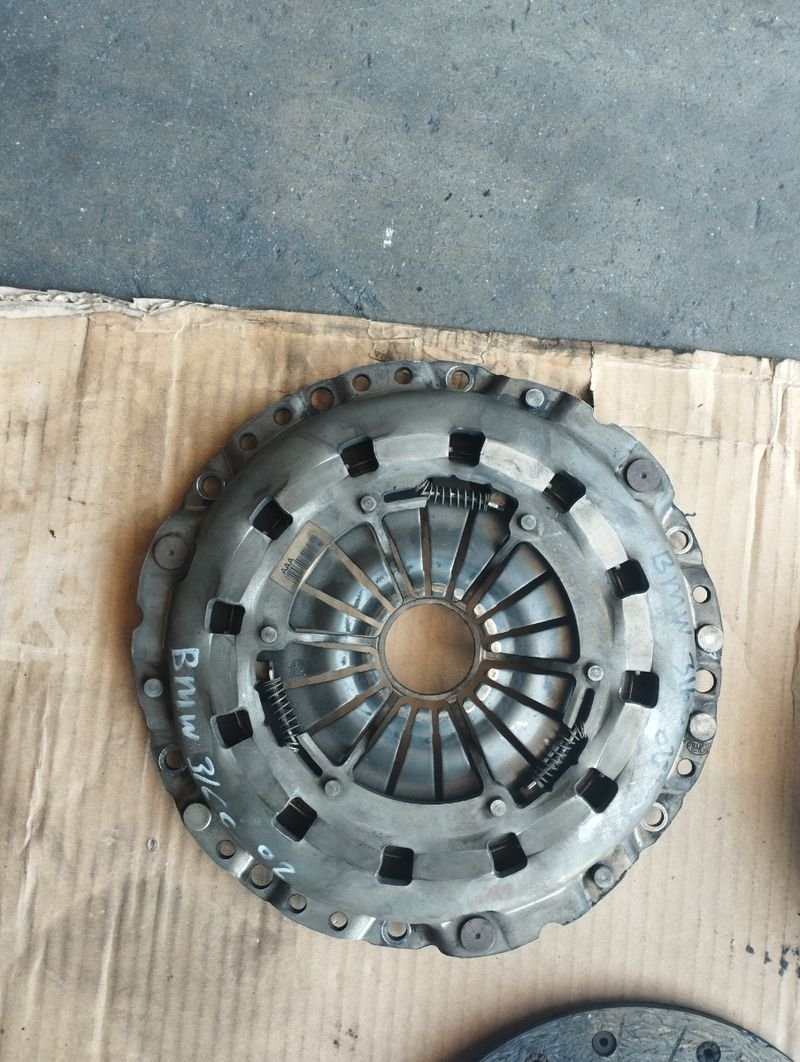 Bimasa y embrague completo BMW 316 gasolina 2002 - Imagen 3
