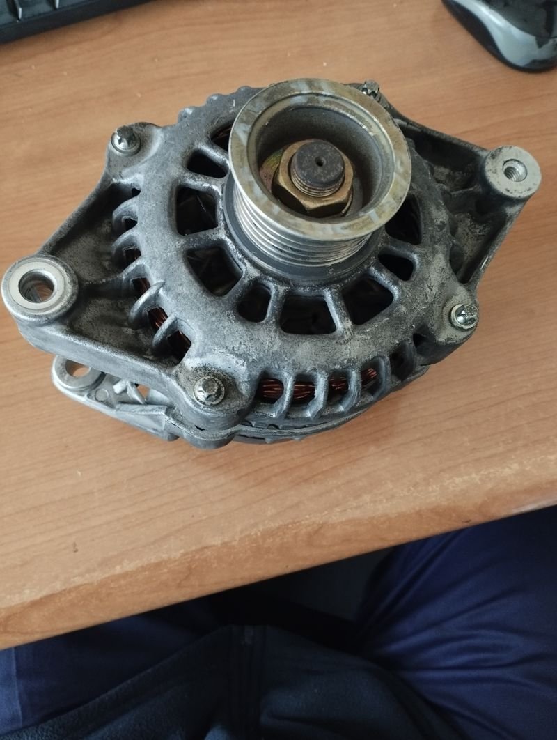 Alternador Opel Astra G fastback 1.6 - Imagen 2
