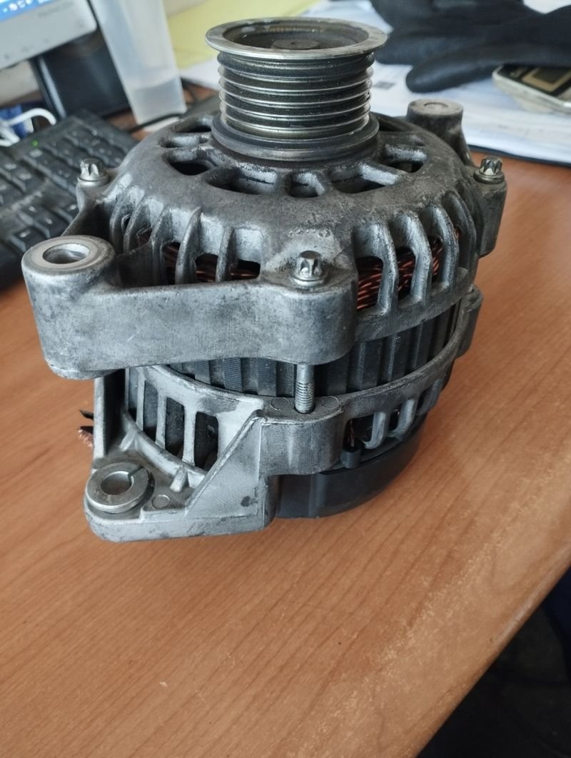 Alternador Opel Astra G fastback 1.6 - Imagen 3