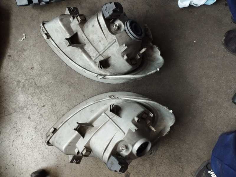 Pareja faros delanteros Nissan Primastar 1.6 2006 - Imagen 4