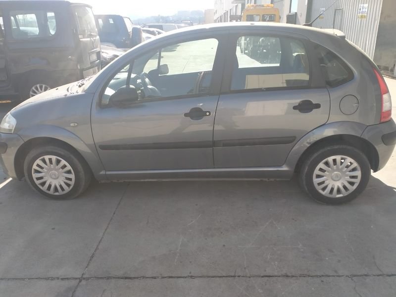 Citroën C 3 en despiece. - Imagen 2