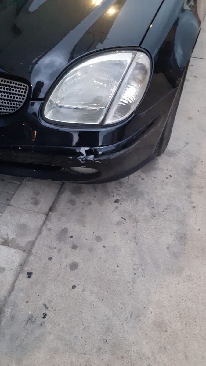 Mercedes SLK en despiece - Imagen 3