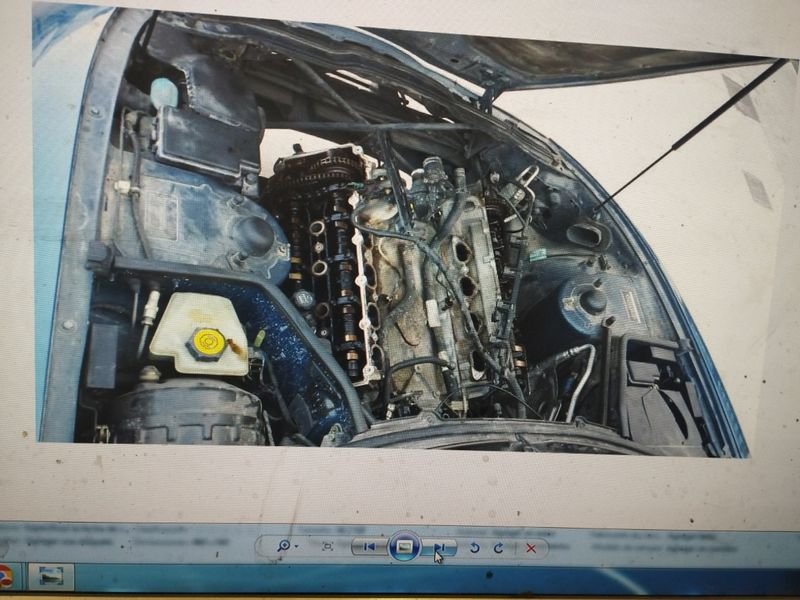Jaguar XK 8 en despiece - Imagen 5
