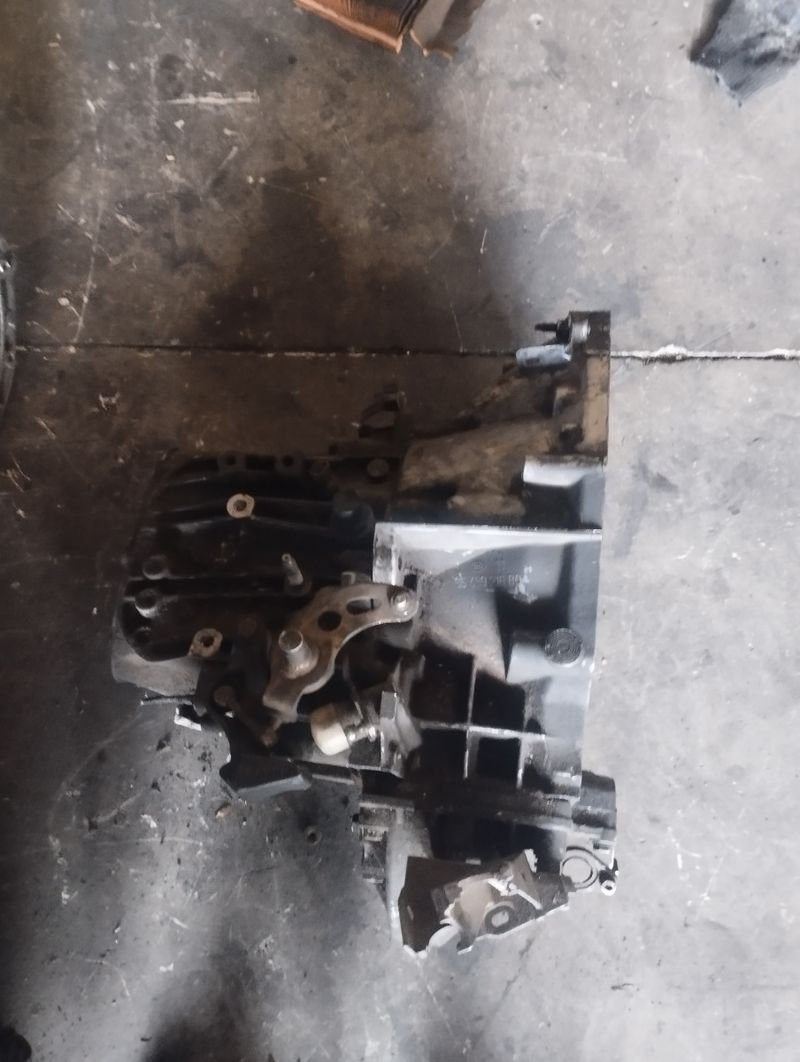 Caja de cambios Peugeot 407 2.0 D 06 | Ref. 9643921680 - Imagen 2