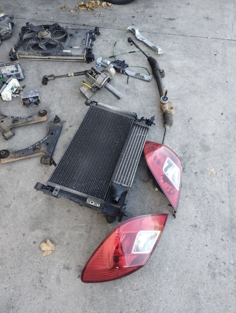 Despiece corsa D 1.3 CDTI 07 - Imagen 5