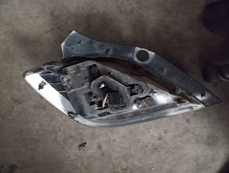 Piloto trasero derecho Opel Astra H - Imagen 3