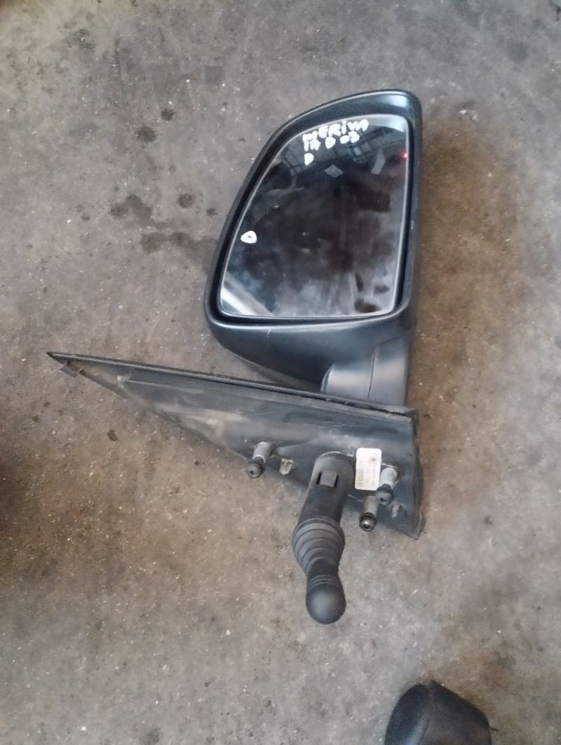 Retrovisor derecho Opel Meriva 03