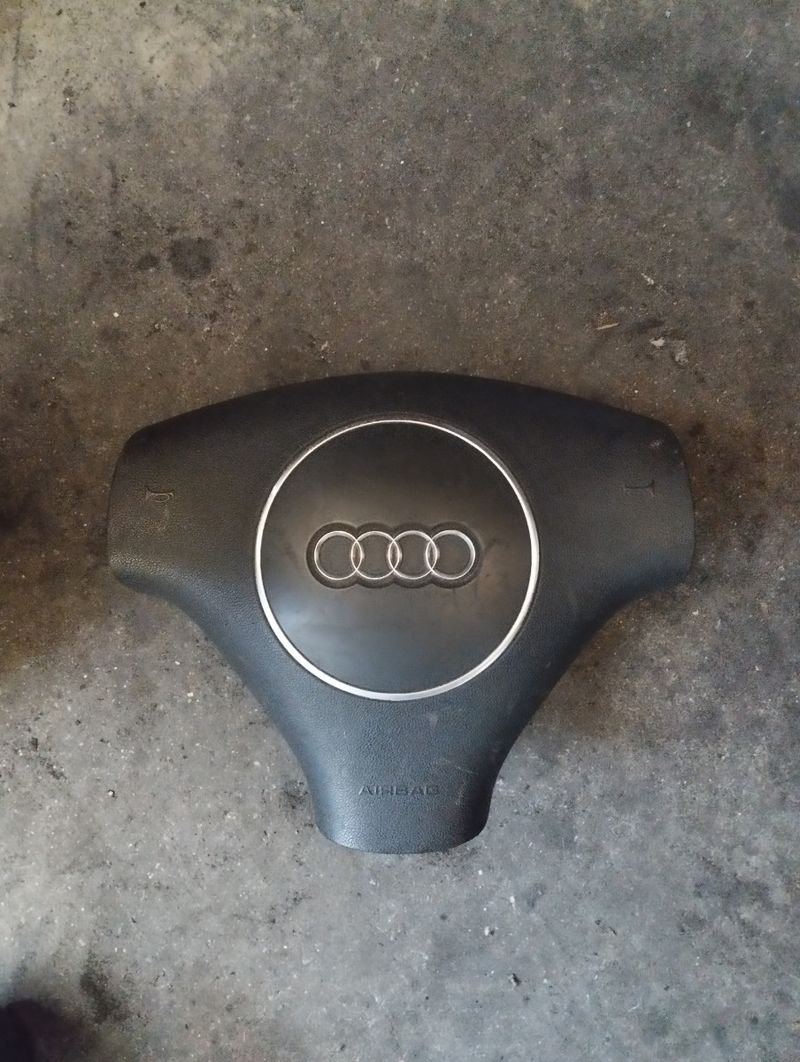 Airbag delantero izq A3 2003 | Ref. 8E0880201S