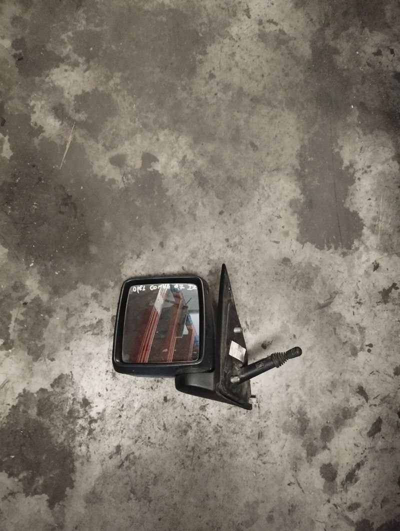Retrovisor izquierdo Opel combo 2007