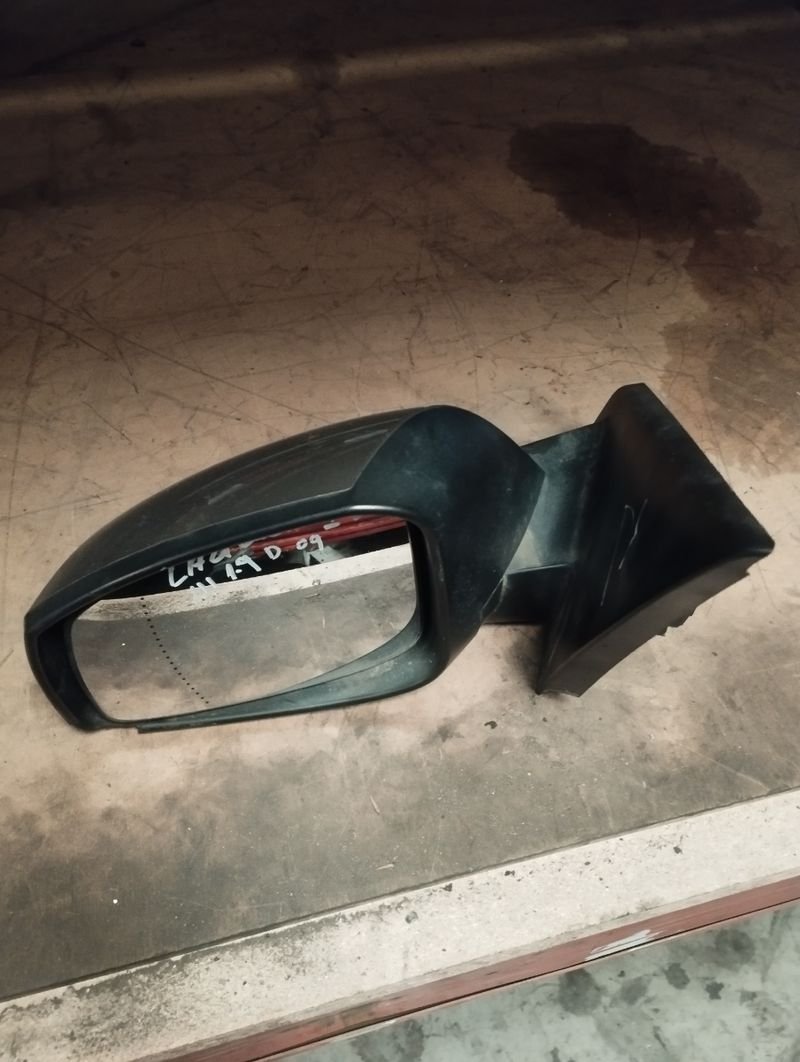 Retrovisor izquierdo Renault laguna 3 09