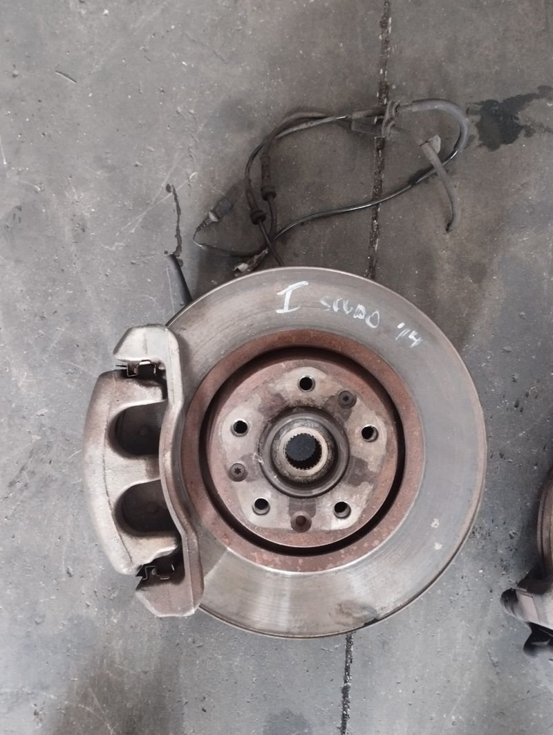 Manguetas delanteras Fiat Scudo 2.0 2014 - Imagen 2