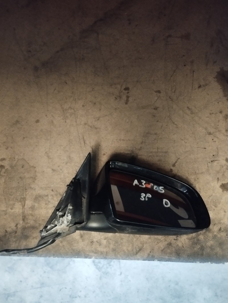 Retrovisor derecho Audi A3 año 2005