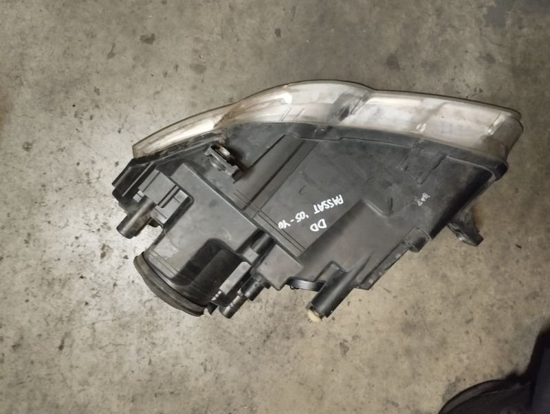 Faro delantero derecho VW Passat 05-10 - Imagen 2