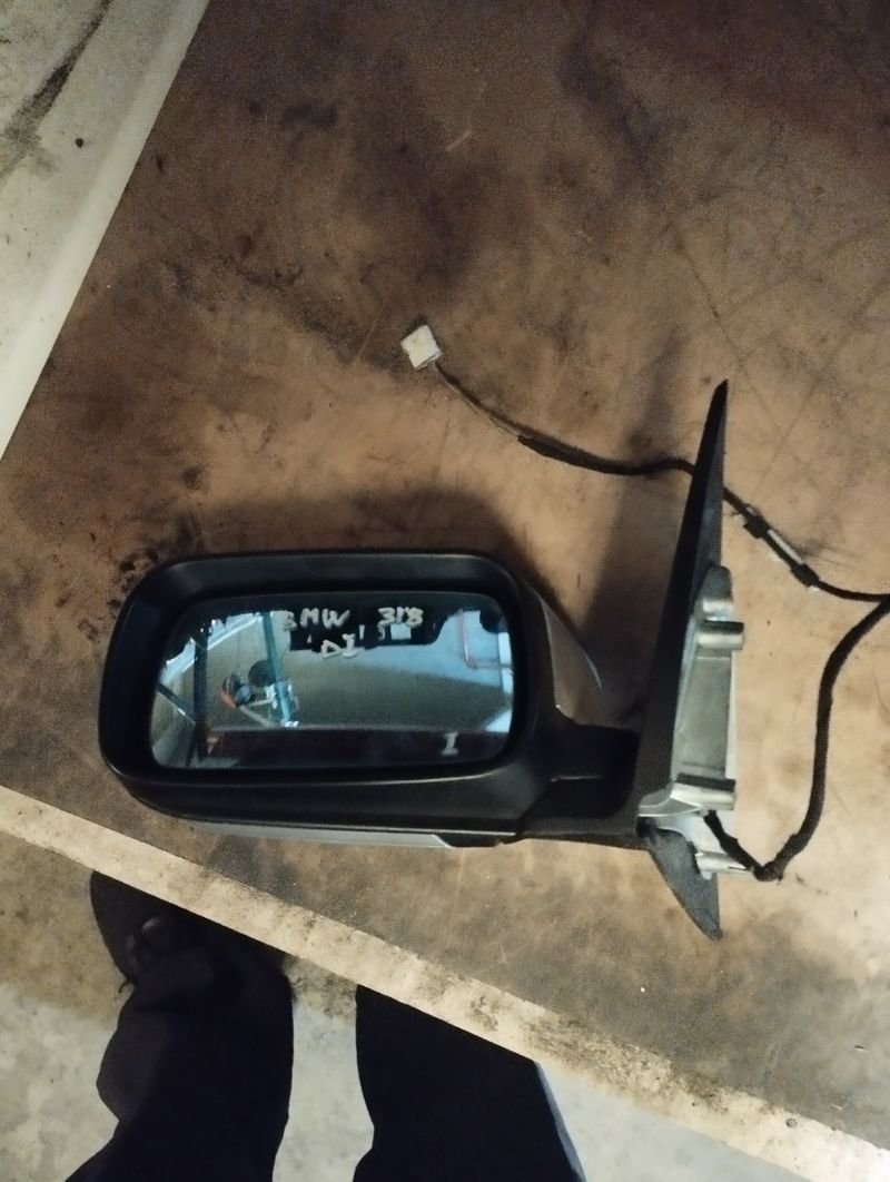 Retrovisor izquierdo BMW 318