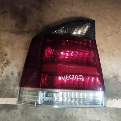 Piloto trasero izq Opel vectra C 2005