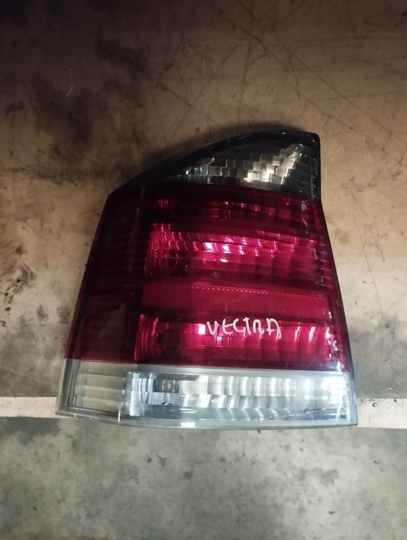 Piloto trasero izq Opel vectra C 2005