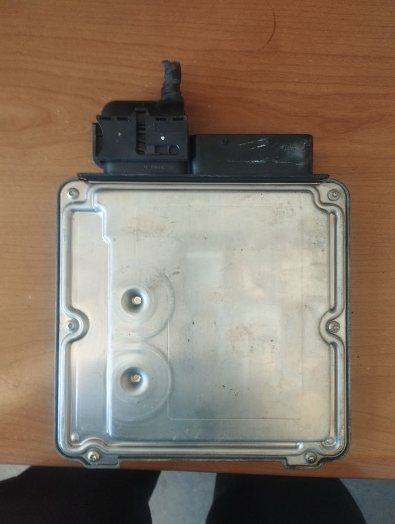 Centralita ecu Audi A3 2.0 TDI BKD 05 | Ref. 03G906016G - Imagen 2