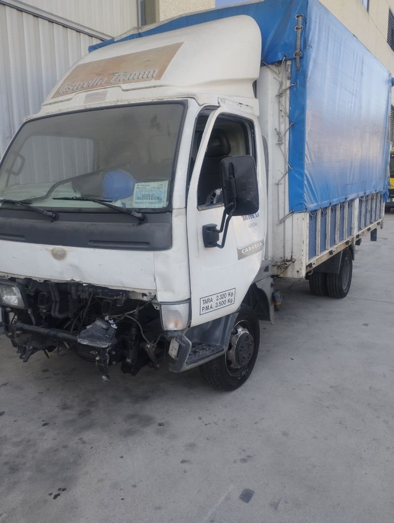 Nissan Cabstar en despiece - Imagen 2